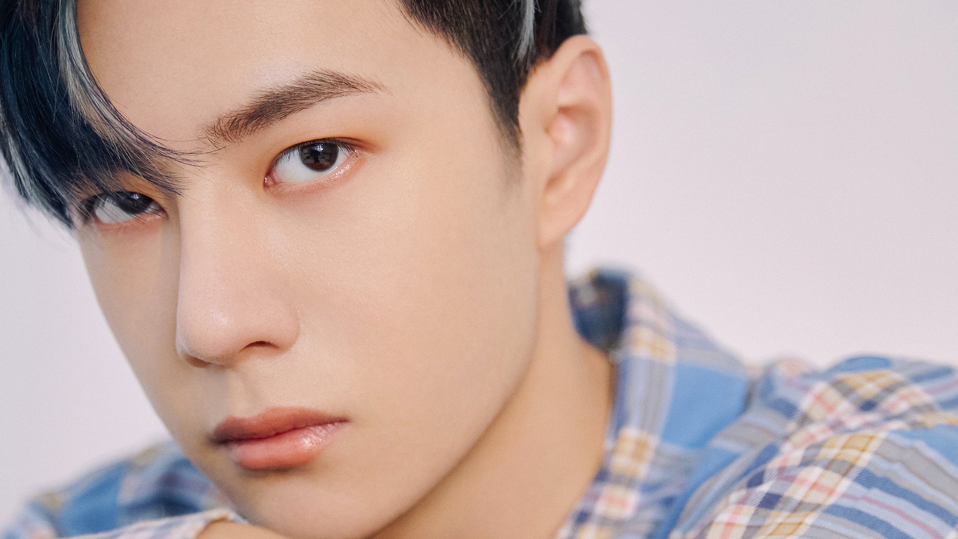 苏炳添参加跨栏赛表现不俗，苏炳添参加的是哪个项目